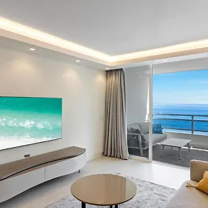 fully-renovated-frontline-flat.1costadelsol.com/